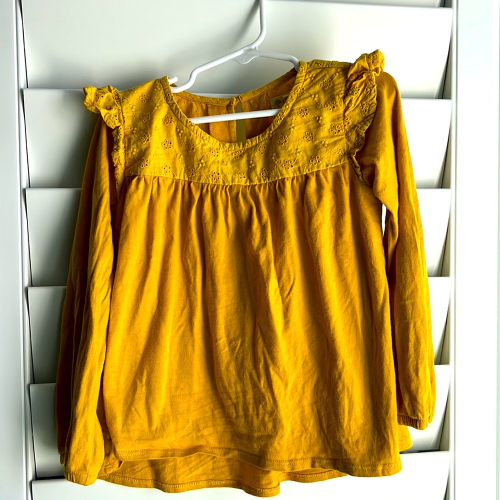 Darling fall Tucker and Tate long sleeve T size 4